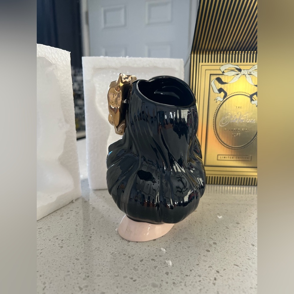 The Dita Von Teese Glamour Girl Vase (Gold) - Picture 5 of 10